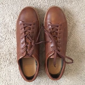 NWT Men’s Gap Shoes